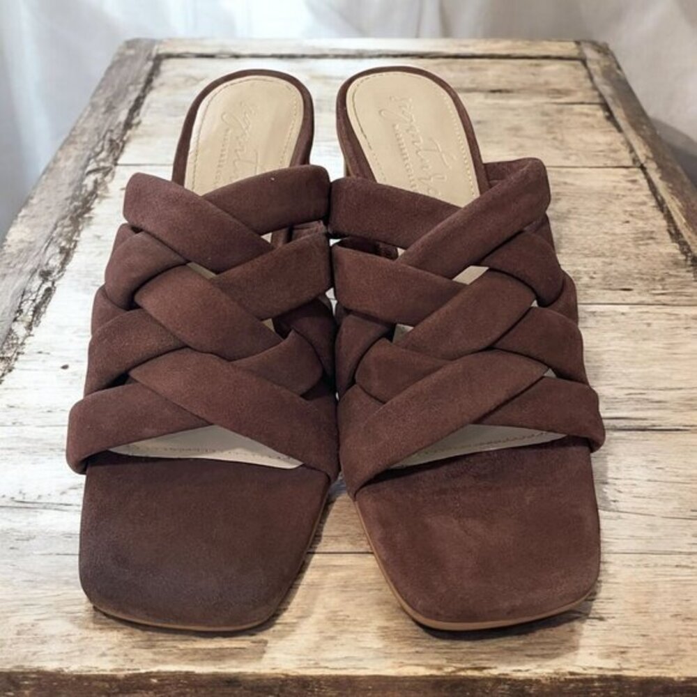 Signature Journee Collection Lyddie Brown Woven Mule Heels Size 8 Comfort Foam